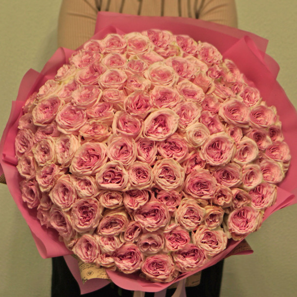 Bouquet 101 peony roses Pink O'Hara buy with delivery