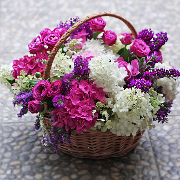 Flower basket "Your I" buy with delivery