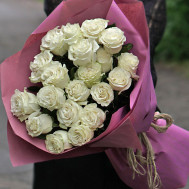 19 white tall roses, Ecuador