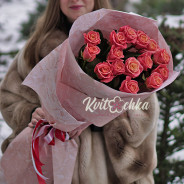 15 roses "Miss piggy", 100 cm buy with delivery
