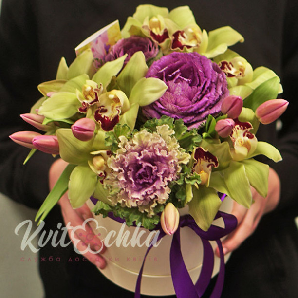 Bouquet in a box Purple style buy with delivery