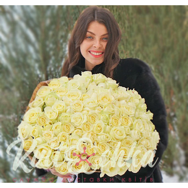 A bouquet of white roses 101 "white Naomi" buy with delivery