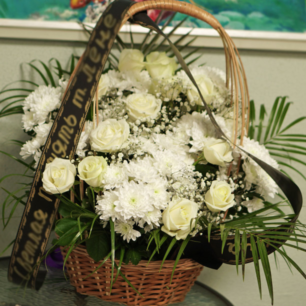 Funeral basket No. 6 buy with delivery