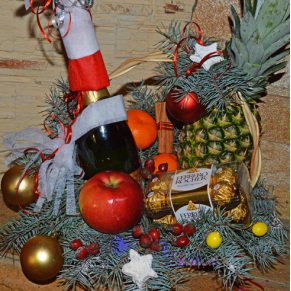 Christmas gift basket No. 23